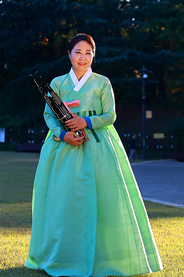 09축소.jpg
