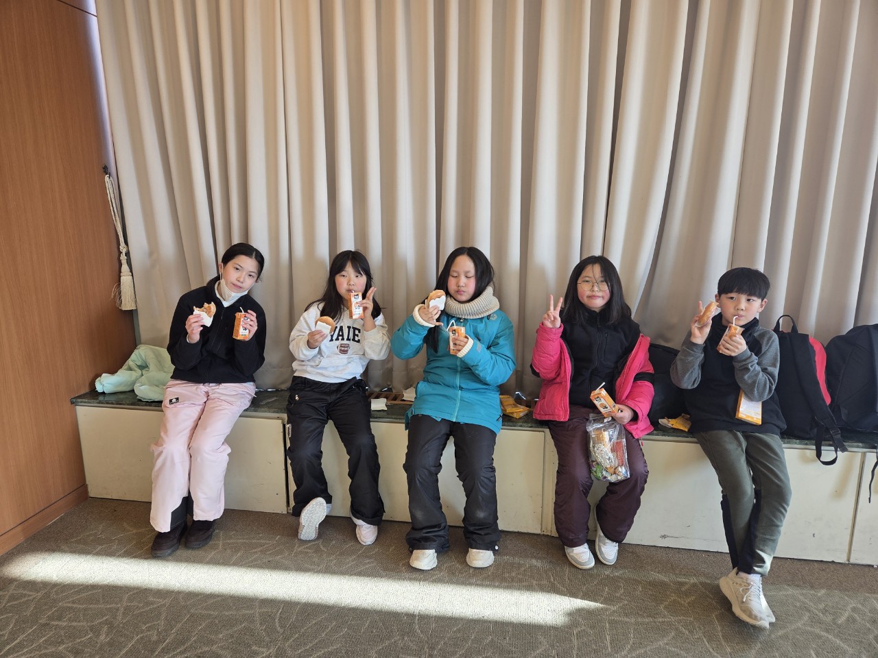 분당 야탑동 성당 복사단-전체 사진-75451969912.jpg