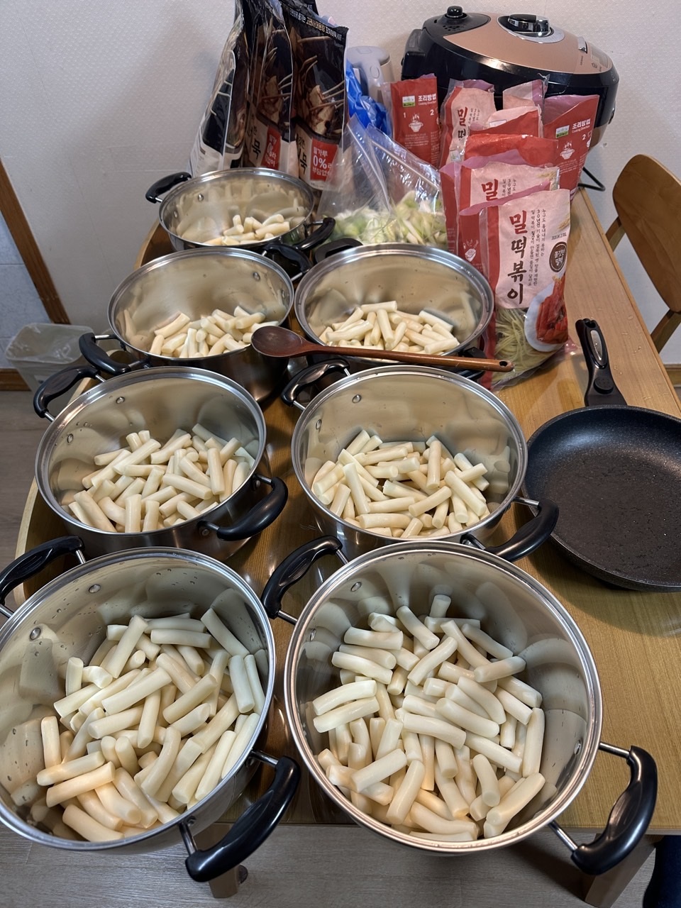 분당 야탑동 성당 복사단-전체 사진-75453506222 (1).jpg