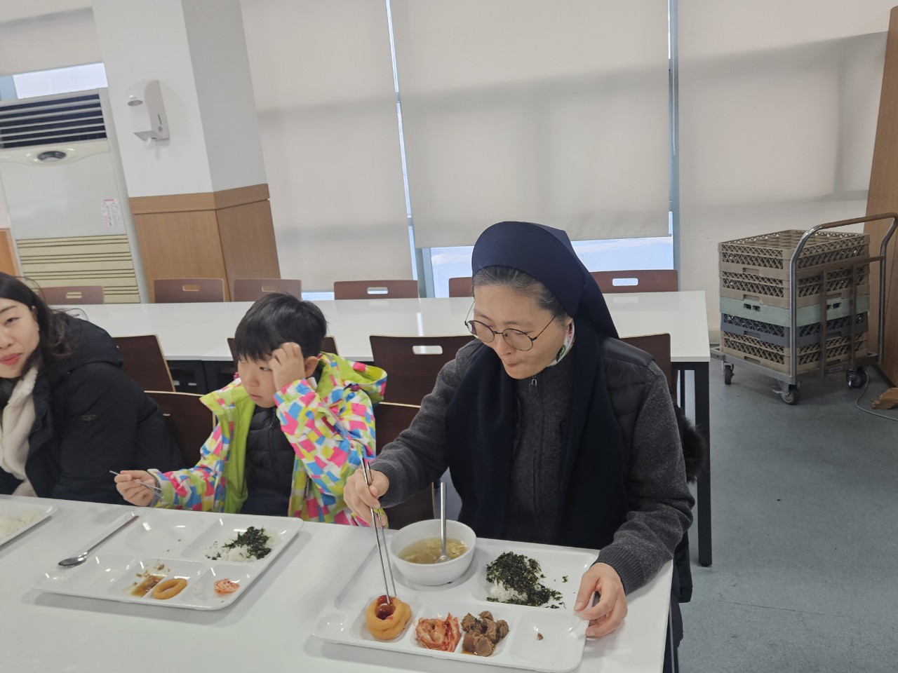 분당 야탑동 성당 복사단-전체 사진-75465808943.jpg